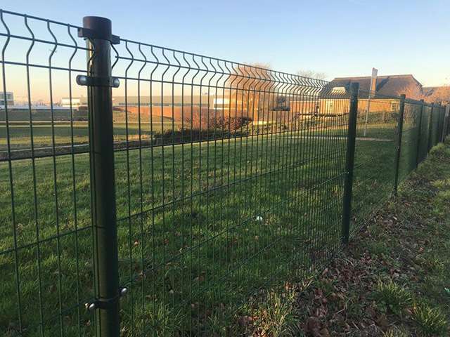 Shorty's Fencing work sample