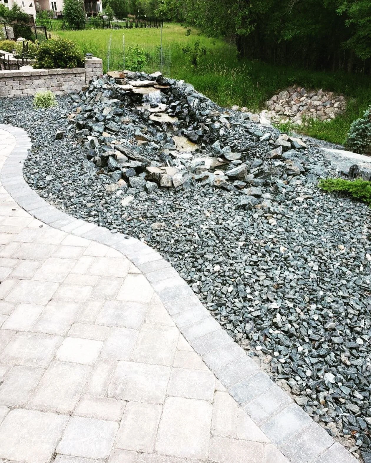 Believe it or not you can have a yard this beautiful and be very low maintenance! All you need is these Roman pavers, hi