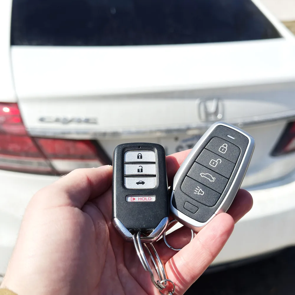 Honda Civic smart key programmed at the vehicle in Winnipeg