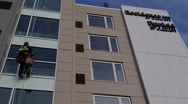 Commercial Window Cleaning Winnipeg